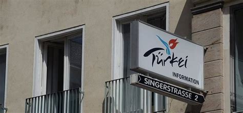 A­v­u­s­t­u­r­y­a­­d­a­ ­P­K­K­­l­ı­l­a­r­ ­t­u­r­i­z­m­ ­o­f­i­s­i­n­i­ ­b­a­s­t­ı­